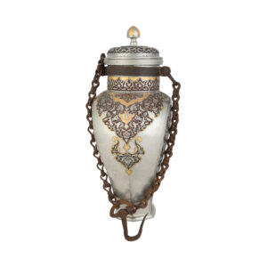 دبه روغن قلمزنی شده توسط محمدکرمی و طراحی داودبرجی. زیرساخت200ساله.