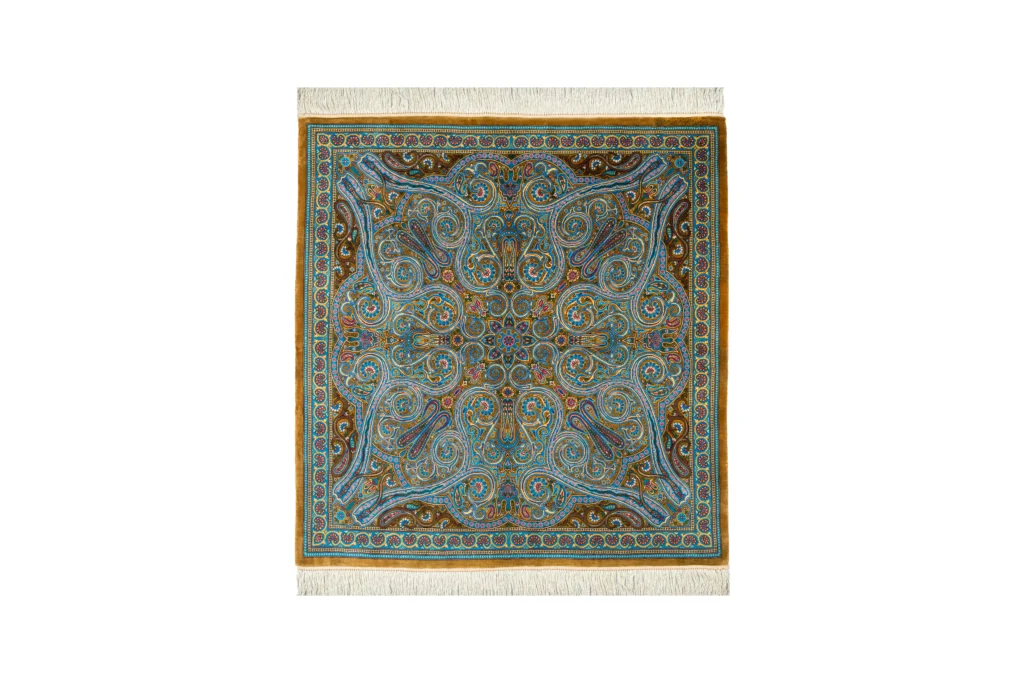 فرش تمام ابریشم یک در یک نقش ترمه